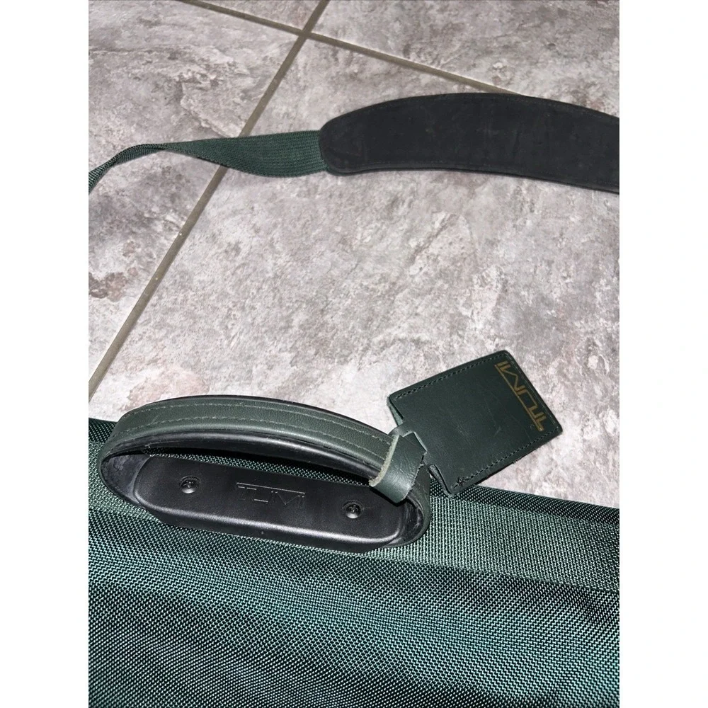 TUMI Alpha Bi-Fold Carry-on Garment Bag Ballistic Nylon Multi-pocket 2998131